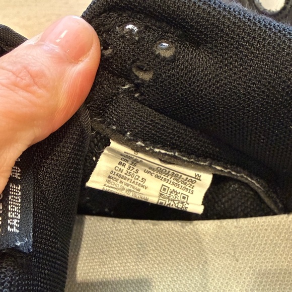 Nike Women’s Dunk Low PRM in Black/White Size 8 - Picture 13 of 15